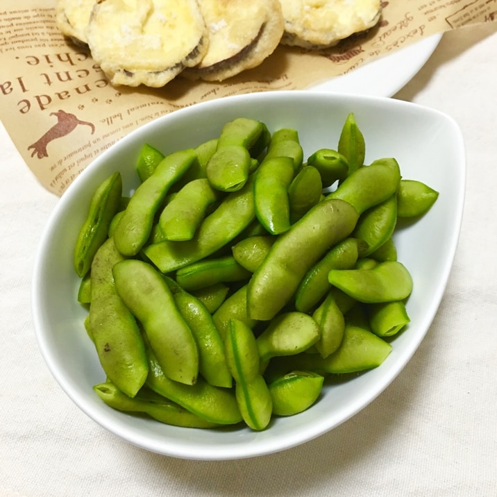 旬の味♪食べだしたら止まらない塩茹で茶豆♡